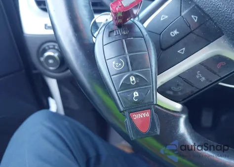 2016 Jeep Cherokee Latitude из США, поврежденный, VIN 1C4PJMCB9GW296403